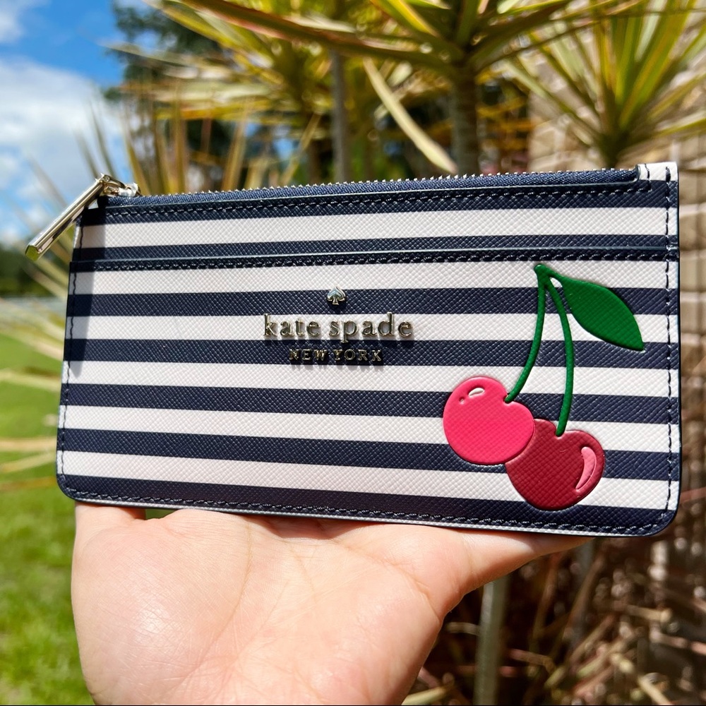 Kate Spade Cute Wallet/Cardholder - Picture 2 of 4